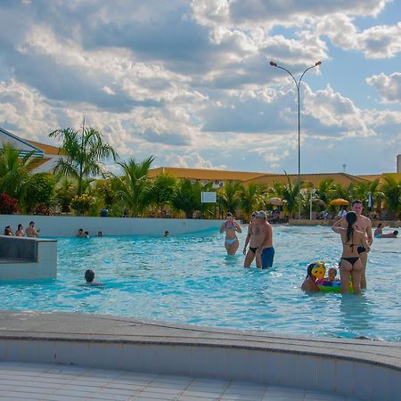 Lacqua Di Roma, Com Fogao Geladeira E Parque Aquatico 24H Caldas Novas Eksteriør bilde